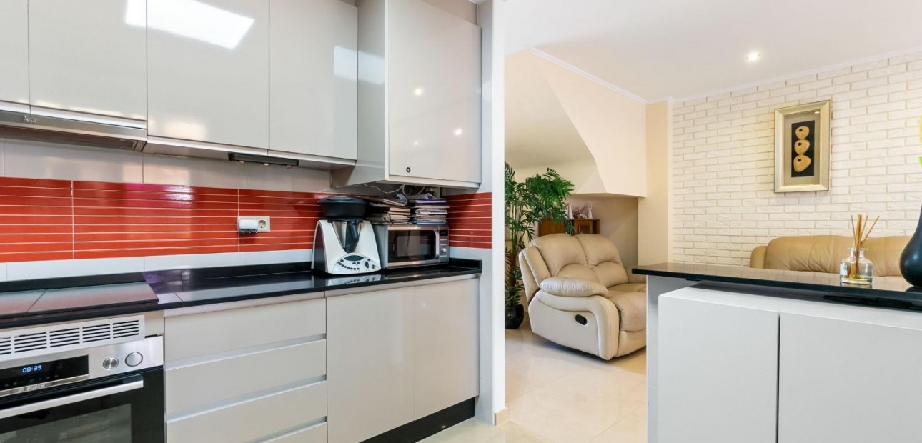 Sale - Townhouse -
Torrevieja - Aguas Nuevas
