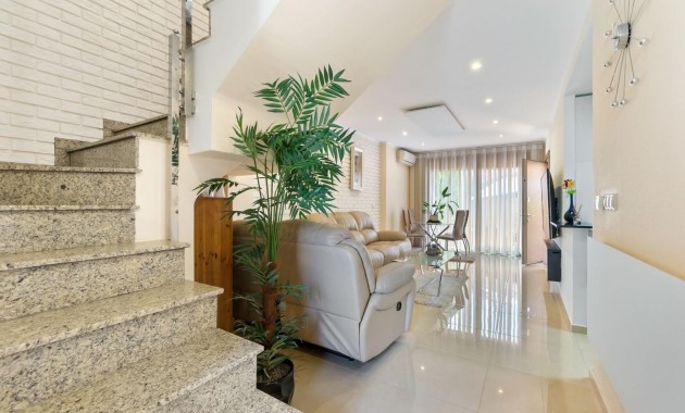 Sale - Townhouse -
Torrevieja - Aguas Nuevas