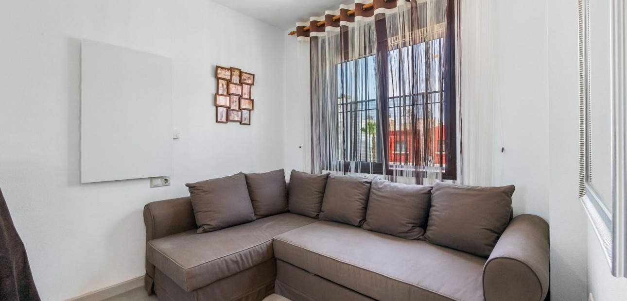 Sale - Townhouse -
Torrevieja - Aguas Nuevas