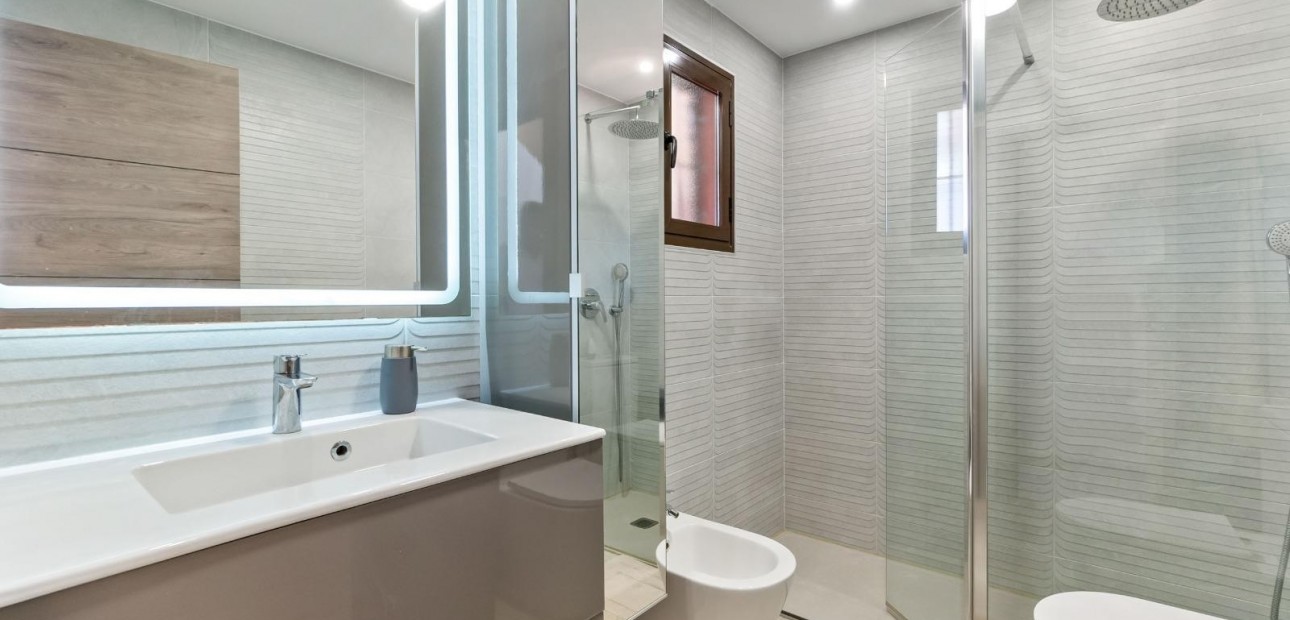 Sale - Townhouse -
Torrevieja - Aguas Nuevas