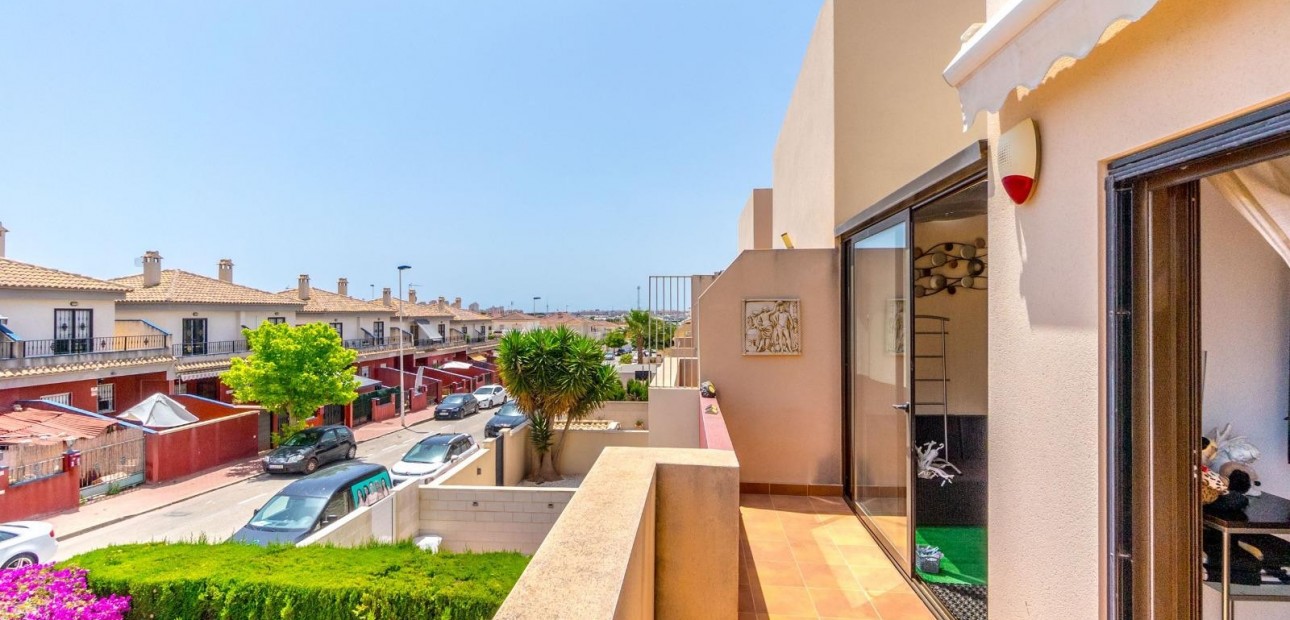Sale - Townhouse -
Torrevieja - Aguas Nuevas