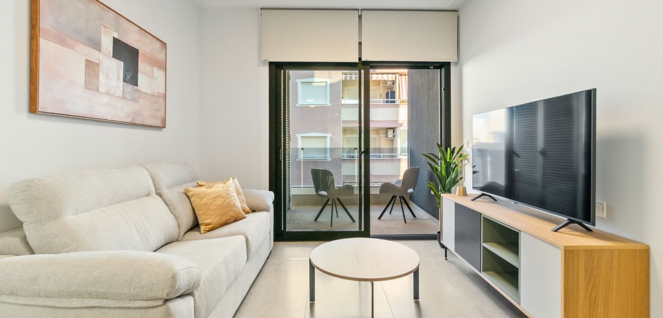 Sale - Apartment / flat -
Torrevieja - Playa Del Cura