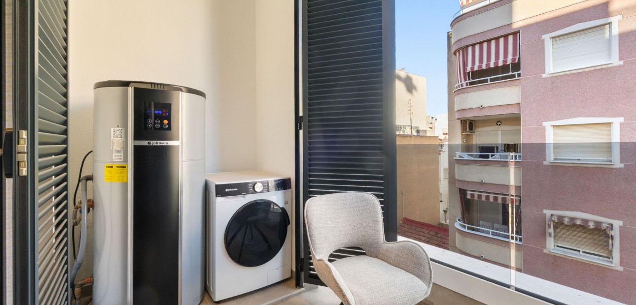Sale - Apartment / flat -
Torrevieja - Playa Del Cura