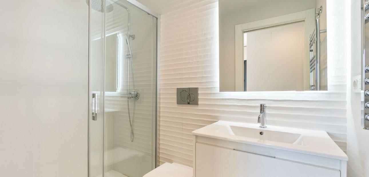 Sale - Apartment / flat -
Torrevieja - Playa Del Cura