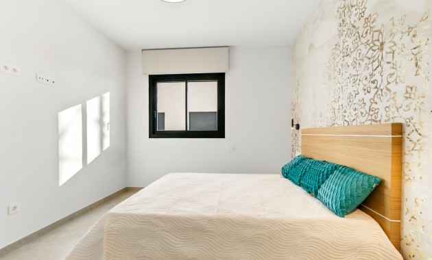Sale - Apartment / flat -
Torrevieja - Playa Del Cura
