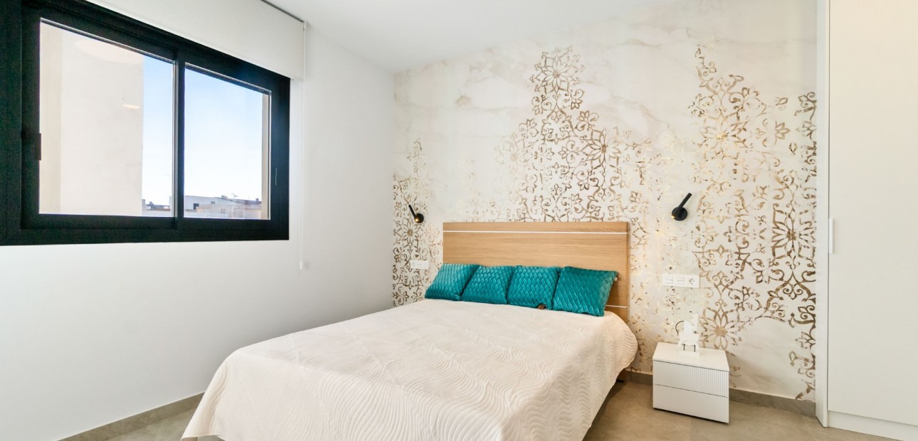 Sale - Apartment / flat -
Torrevieja - Playa Del Cura