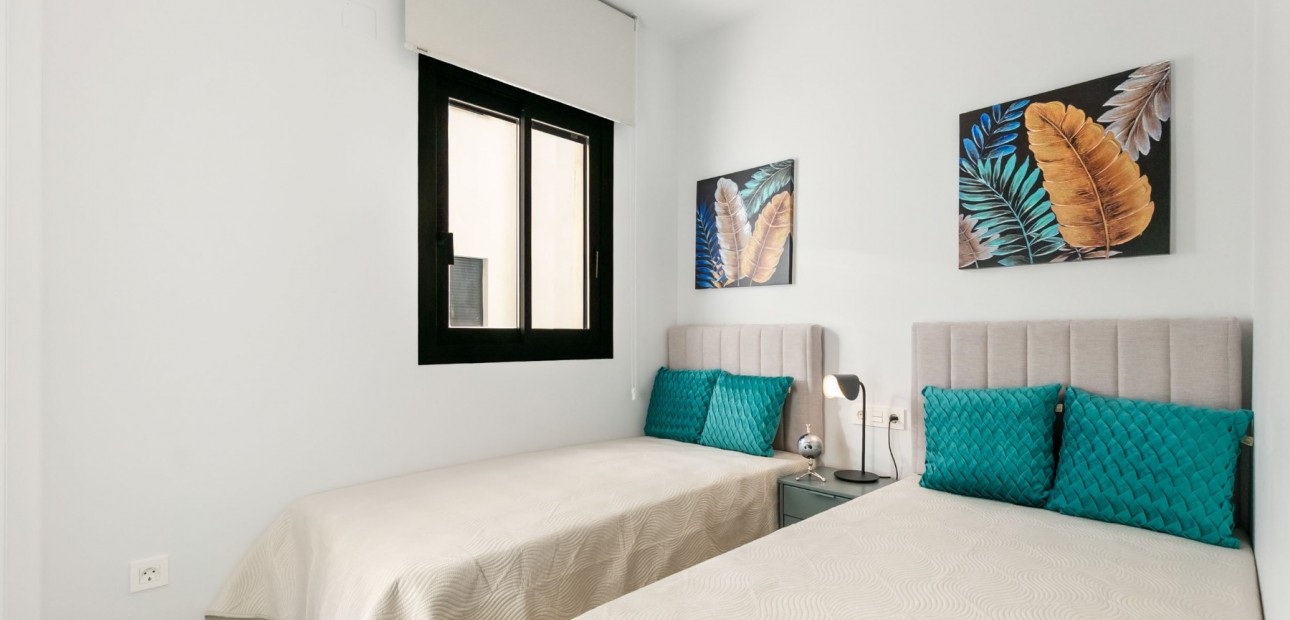 Sale - Apartment / flat -
Torrevieja - Playa Del Cura