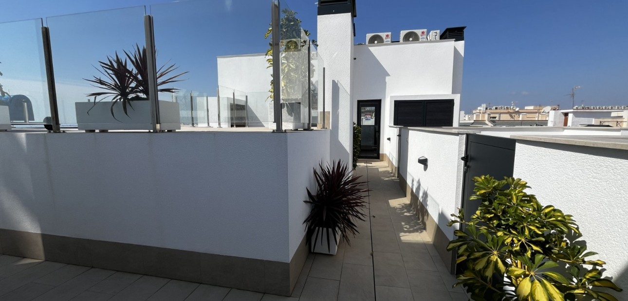 Sale - Apartment / flat -
Torrevieja - Playa Del Cura