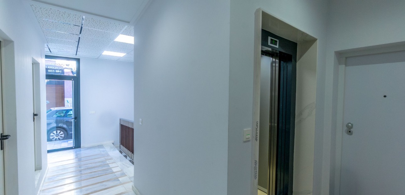 Sale - Apartment / flat -
Torrevieja - Playa Del Cura