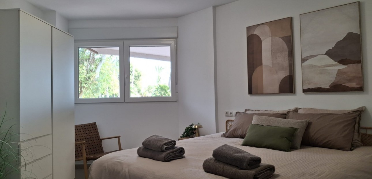 Venta - Apartamento / piso -
Torrevieja - Playa Acequion