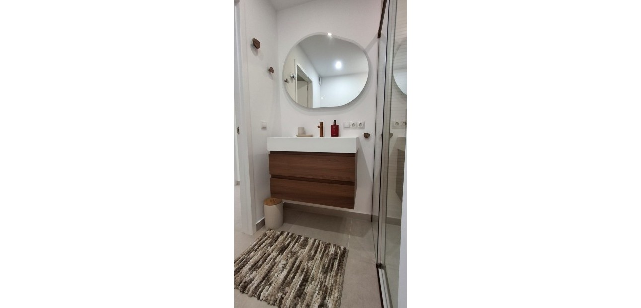 Venta - Apartamento / piso -
Torrevieja - Playa Acequion