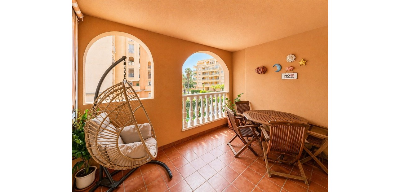 Venta - Apartamento / piso -
Torrevieja - Playa Los Locos