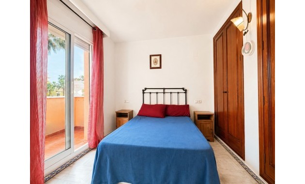 Venta - Apartamento / piso -
Torrevieja - Playa Los Locos