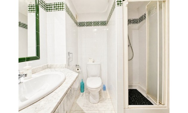 Venta - Apartamento / piso -
Torrevieja - Playa Los Locos