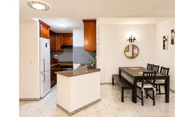 Venta - Apartamento / piso -
Torrevieja - Playa Los Locos