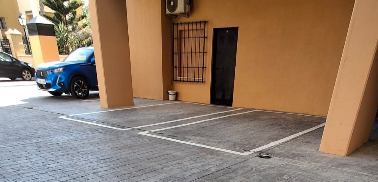 Venta - Apartamento / piso -
Torrevieja - Playa Los Locos