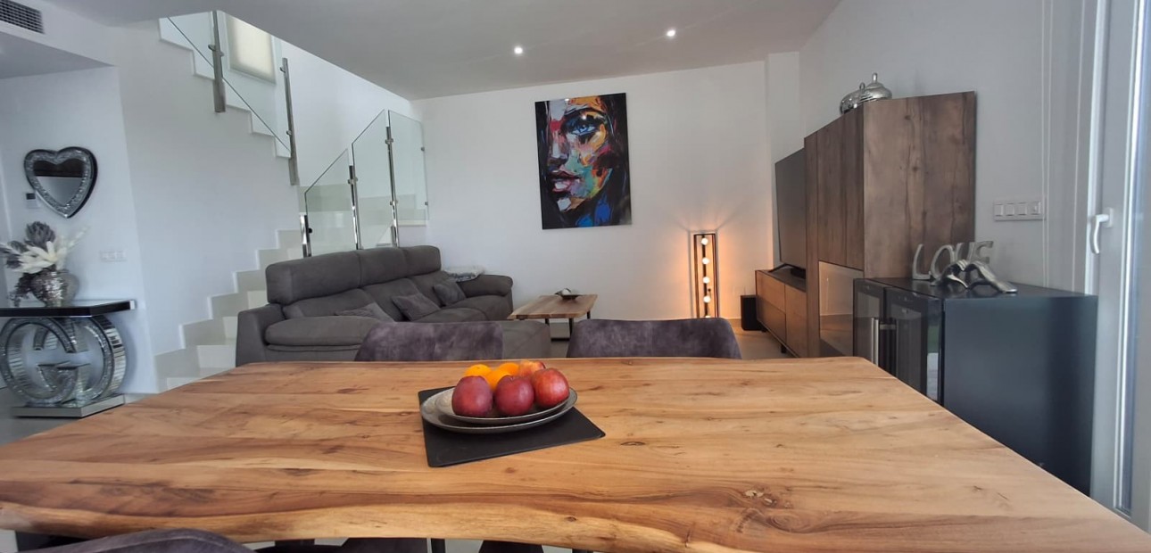 Sale - Detached Villa -
Los Montesinos - Entre Naranjos / Vistabella Golf