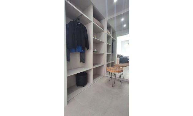 Sale - Detached Villa -
Los Montesinos - Entre Naranjos / Vistabella Golf