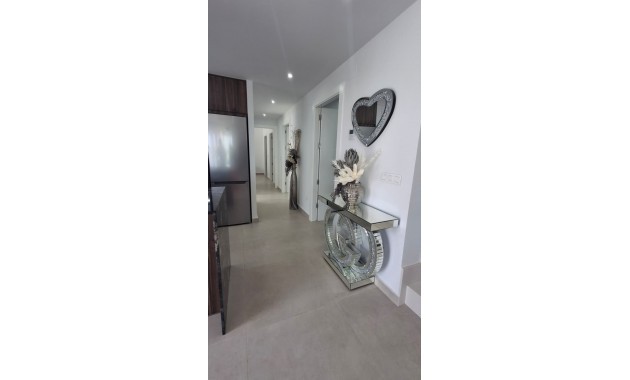 Sale - Detached Villa -
Los Montesinos - Entre Naranjos / Vistabella Golf