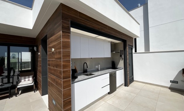 Sale - Detached Villa -
Los Montesinos - Entre Naranjos / Vistabella Golf