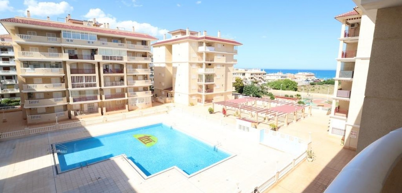 Venta - Apartamento / piso -
Torrevieja - Los Europeos