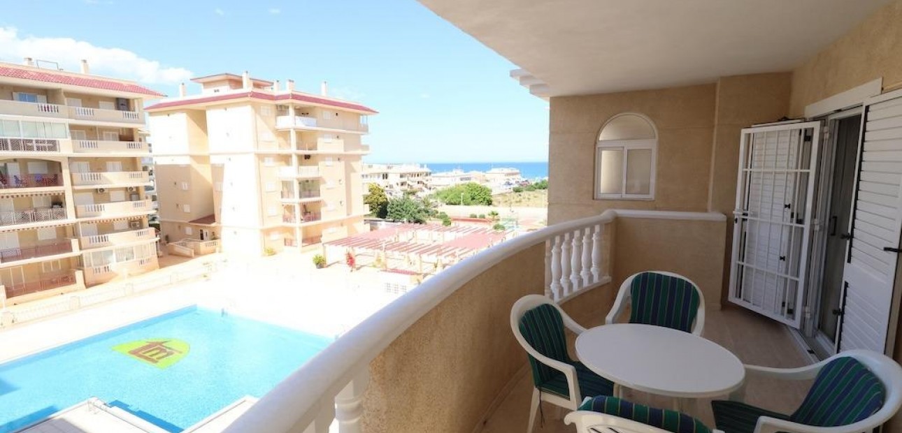 Venta - Apartamento / piso -
Torrevieja - Los Europeos