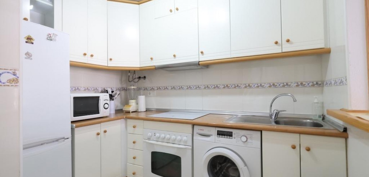 Venta - Apartamento / piso -
Torrevieja - Los Europeos