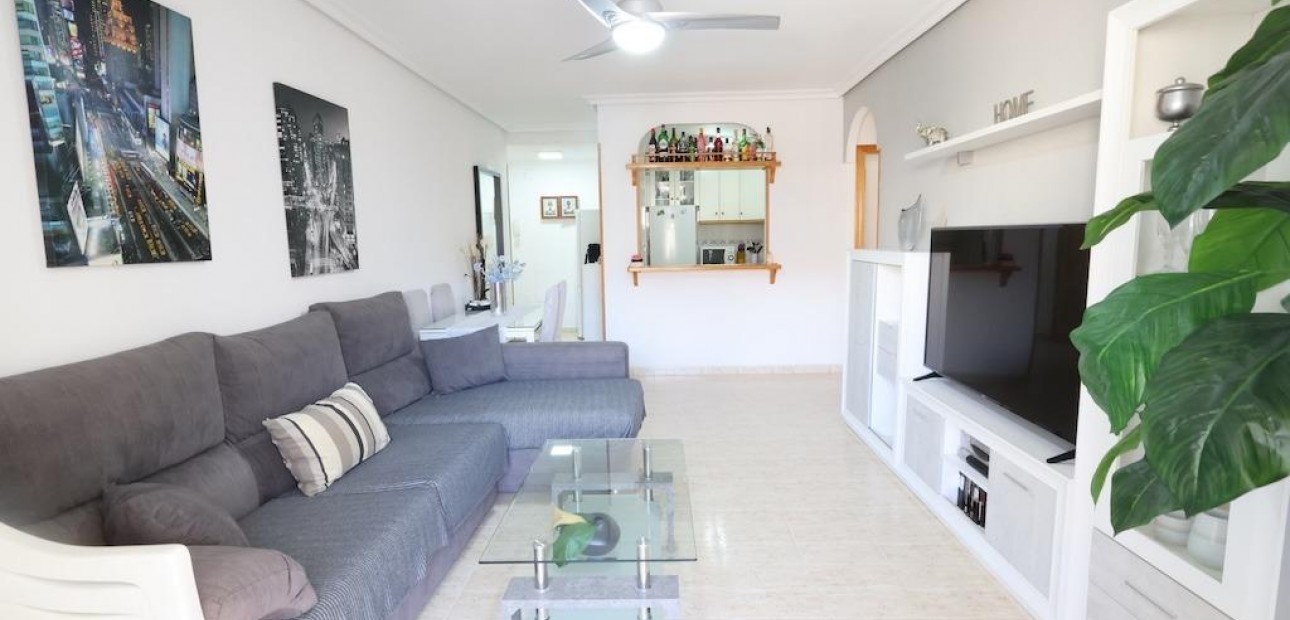 Venta - Apartamento / piso -
Torrevieja - Los Europeos