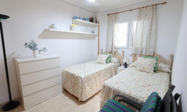 Venta - Apartamento / piso -
Torrevieja - Los Europeos
