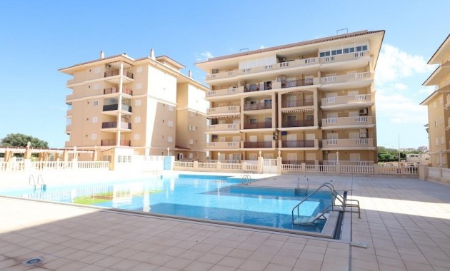 Venta - Apartamento / piso -
Torrevieja - Los Europeos