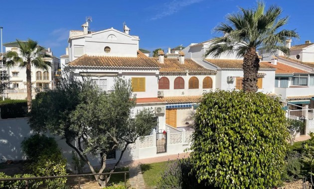 Sale - Bungalow -
Torrevieja - Torre la mata