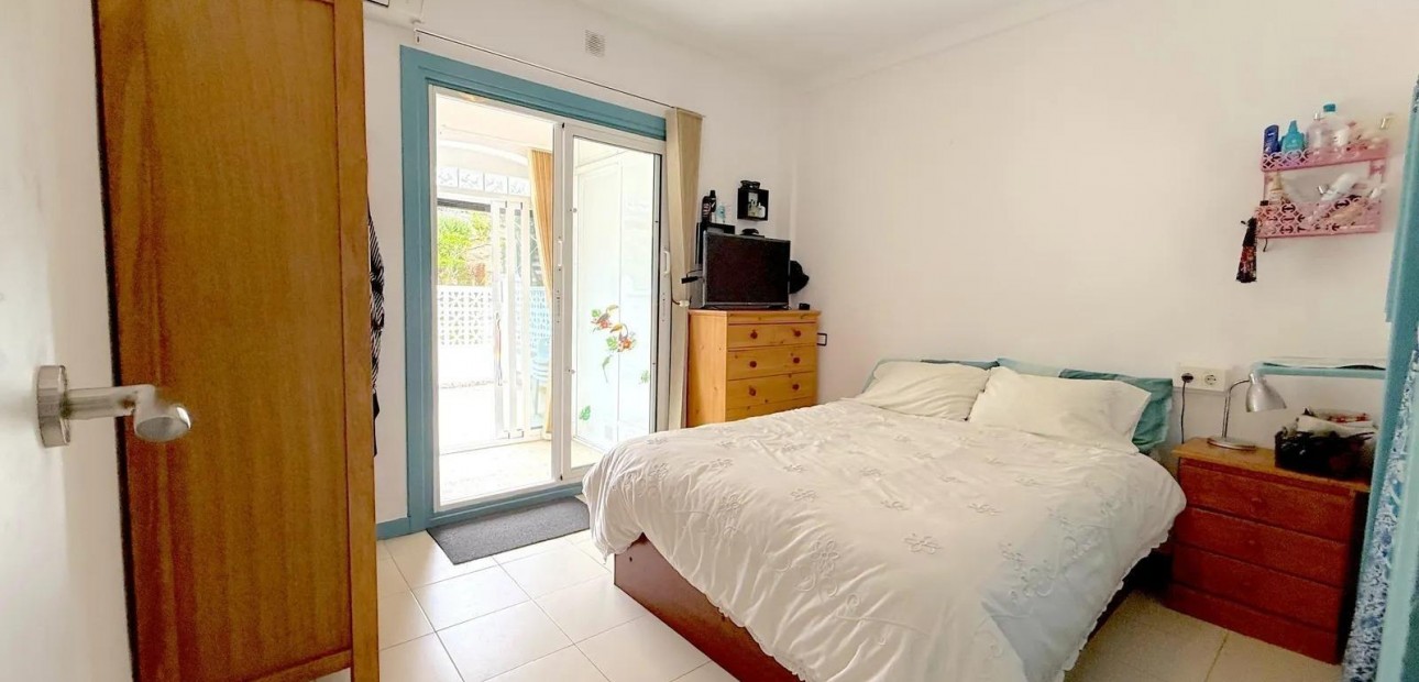 Sale - Bungalow -
Torrevieja - Torre la mata