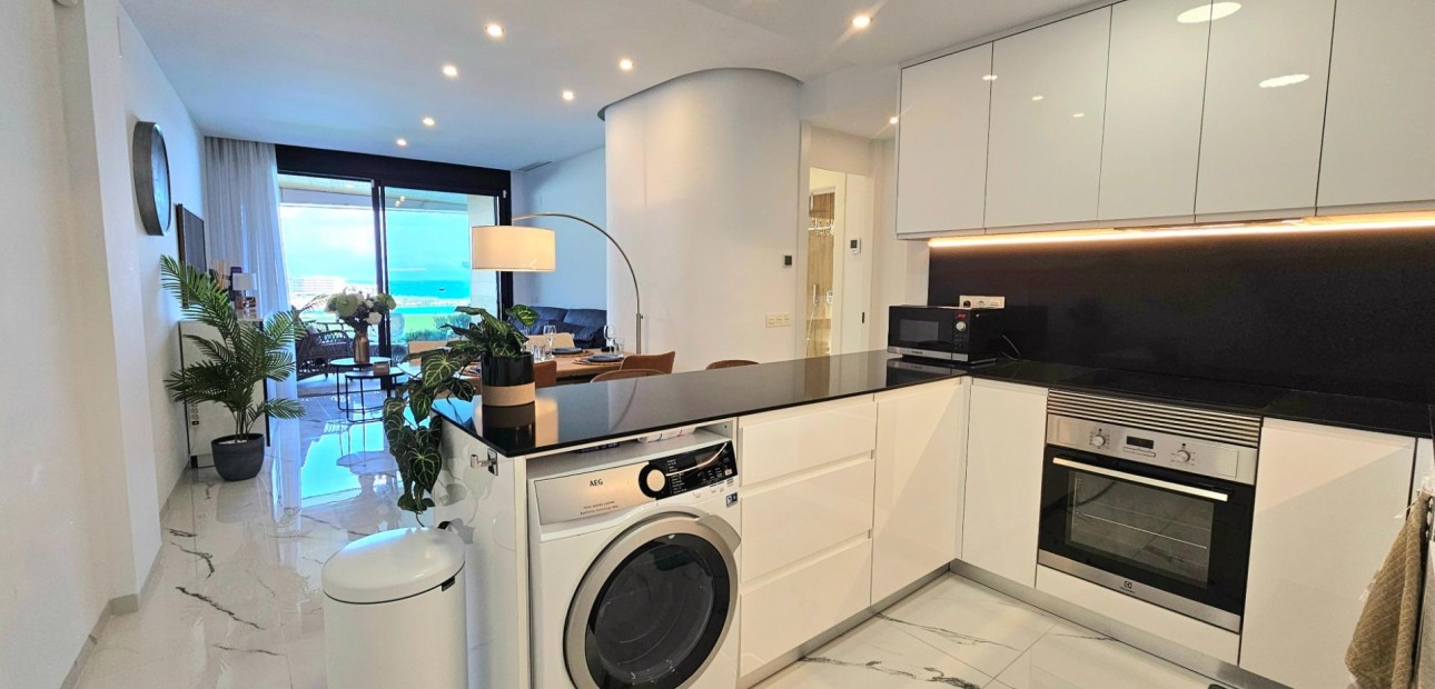 Sale - Apartment / flat -
Gran alacant - Monte y Mar