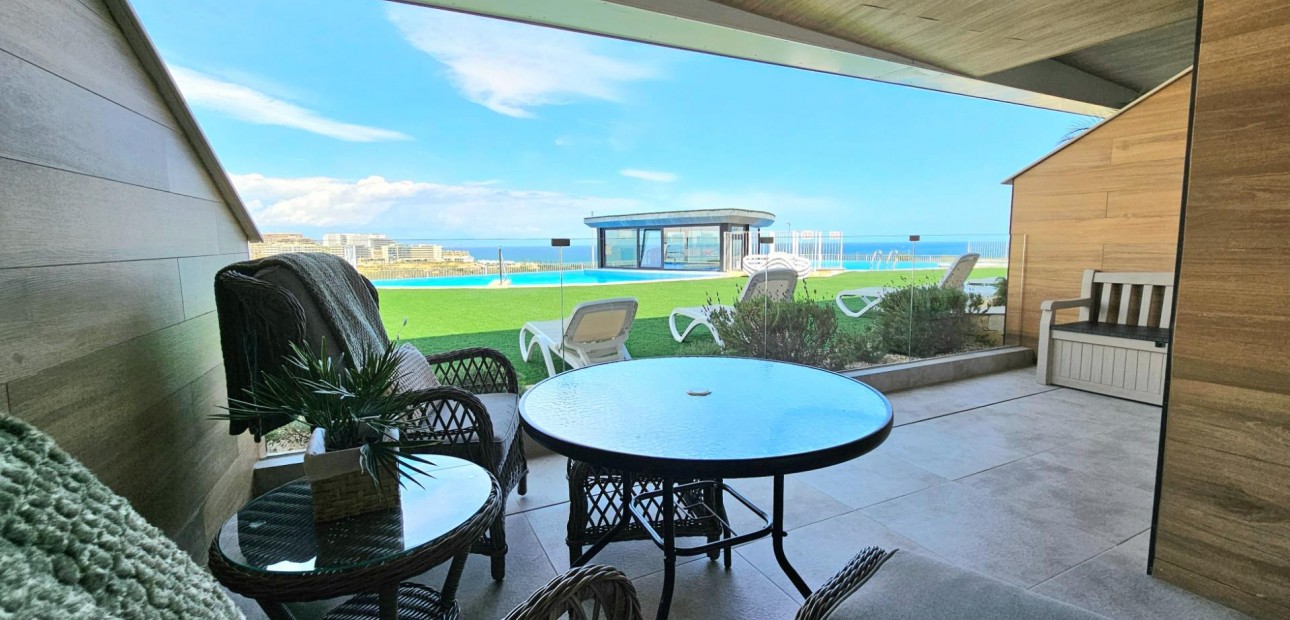Sale - Apartment / flat -
Gran alacant - Monte y Mar