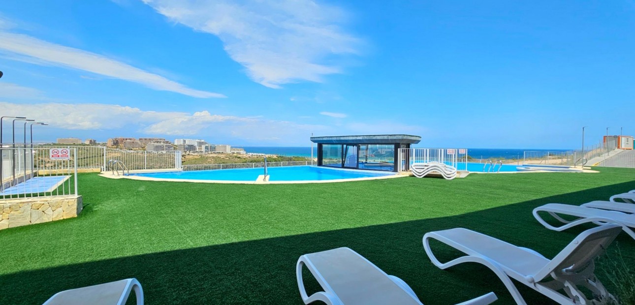 Sale - Apartment / flat -
Gran alacant - Monte y Mar
