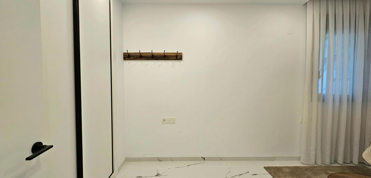 Sale - Apartment / flat -
Gran alacant - Monte y Mar