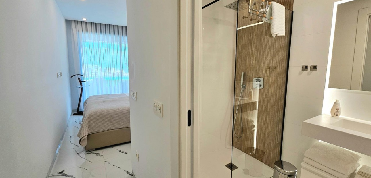 Sale - Apartment / flat -
Gran alacant - Monte y Mar