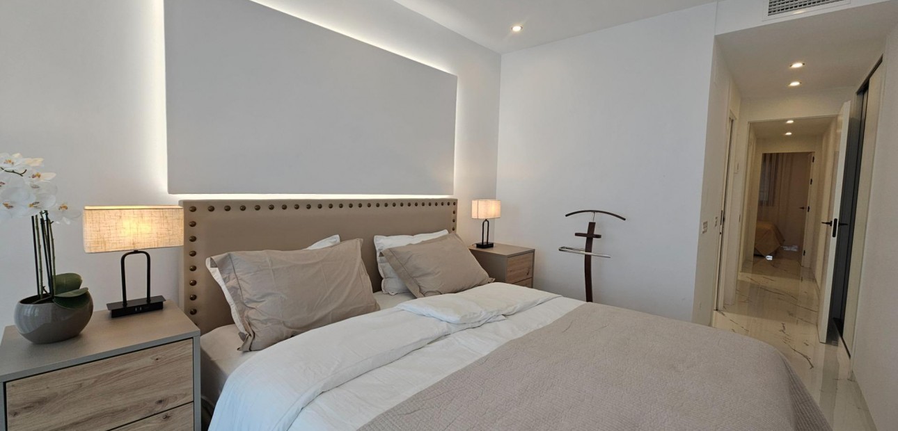Sale - Apartment / flat -
Gran alacant - Monte y Mar