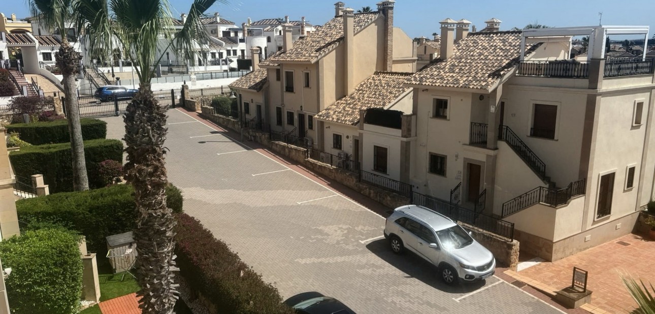 Sale - Apartment / flat -
Algorfa - La Finca Golf Resort