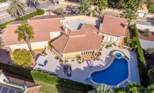Sale - Detached Villa -
Orihuela Costa - Cabo Roig