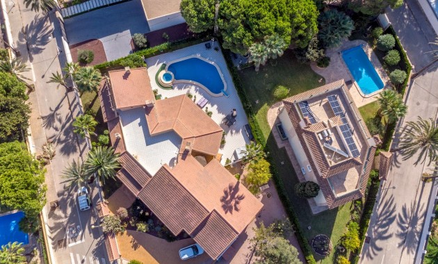 Sale - Detached Villa -
Orihuela Costa - Cabo Roig