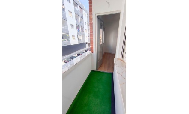 Herverkoop - Appartement / flat -
Torrevieja - Torrevieja - Centre