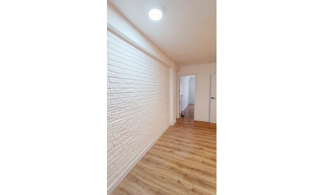 Herverkoop - Appartement / flat -
Torrevieja - Torrevieja - Centre