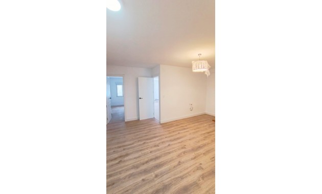 Herverkoop - Appartement / flat -
Torrevieja - Torrevieja - Centre