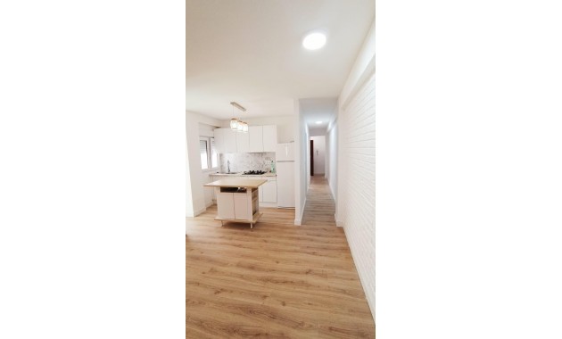 Herverkoop - Appartement / flat -
Torrevieja - Torrevieja - Centre