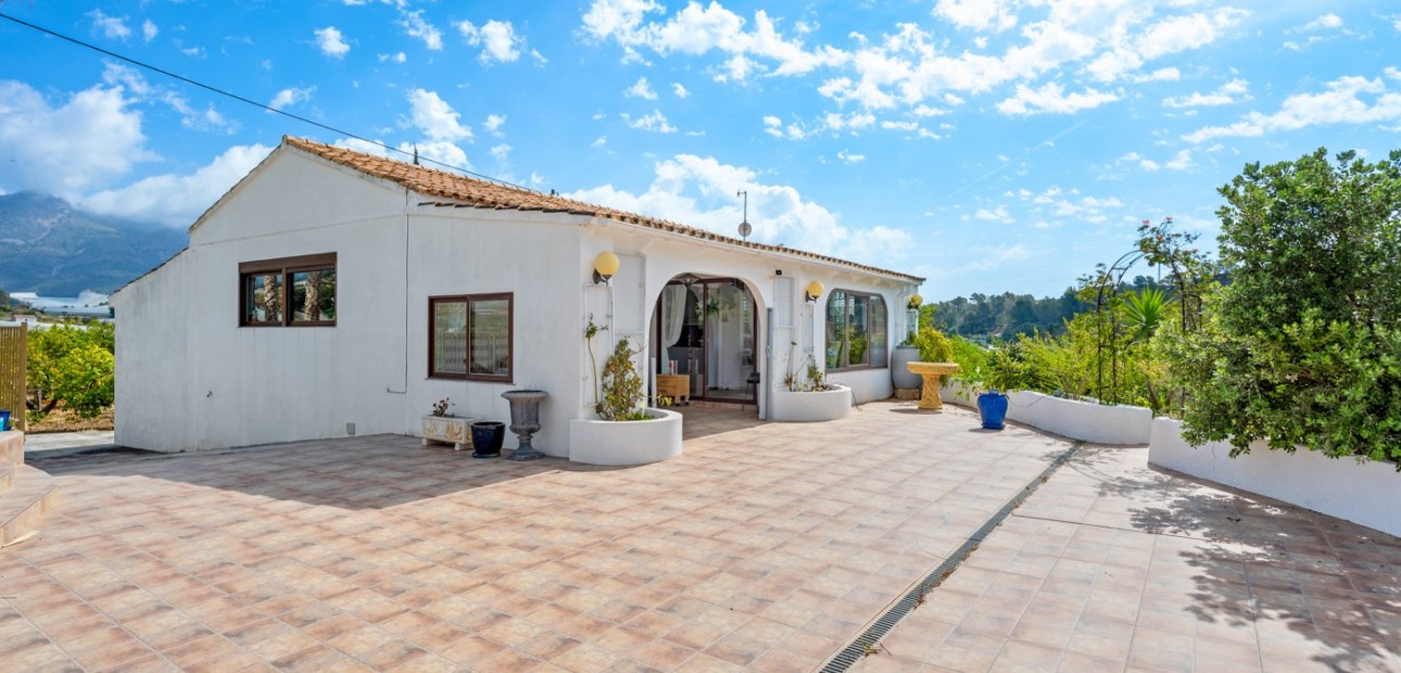 Sale - Country Property -
La Nucia - La Nucia - Country