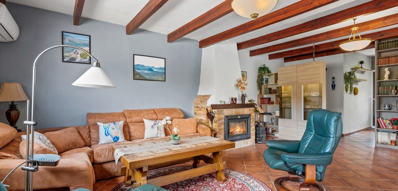 Sale - Country Property -
La Nucia - La Nucia - Country