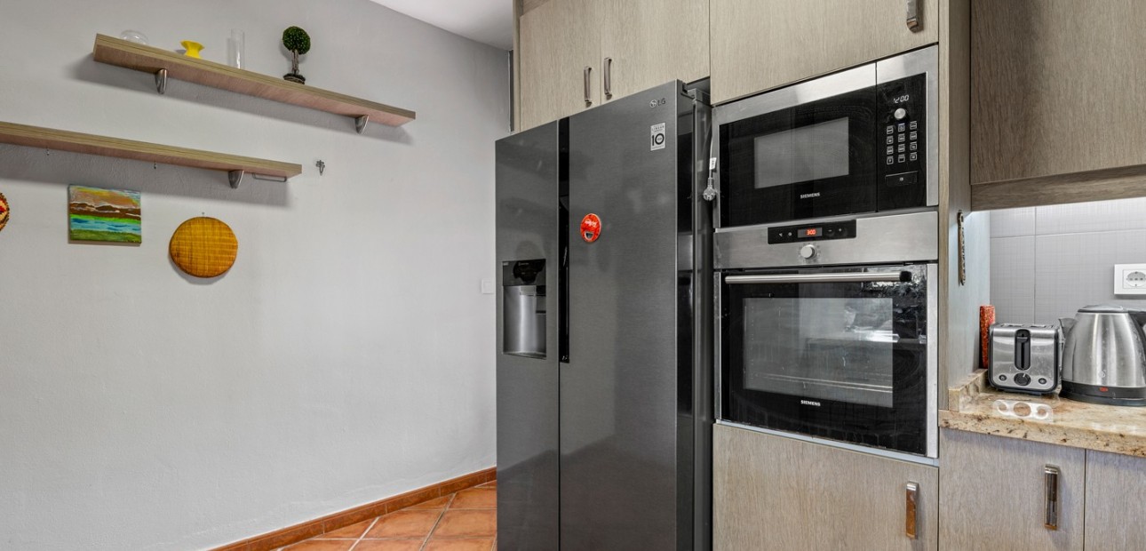 Sale - Country Property -
La Nucia - La Nucia - Country