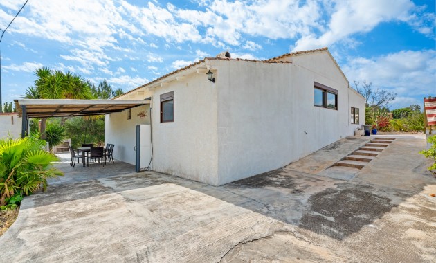 Sale - Country Property -
La Nucia - La Nucia - Country