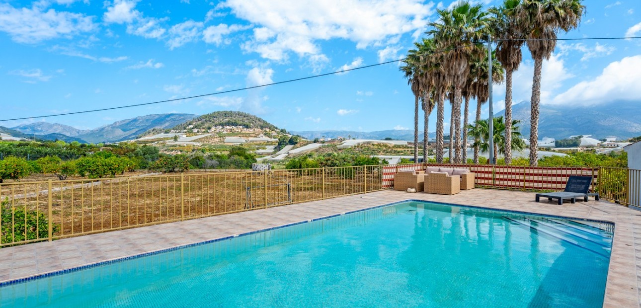 Sale - Country Property -
La Nucia - La Nucia - Country